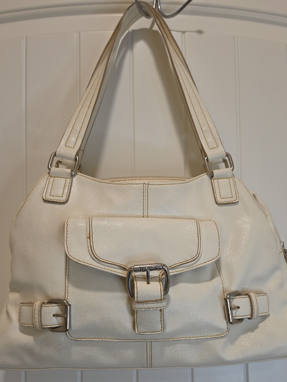 Liz & Co White Faux Leather Siver Hardware Shoulder Bag